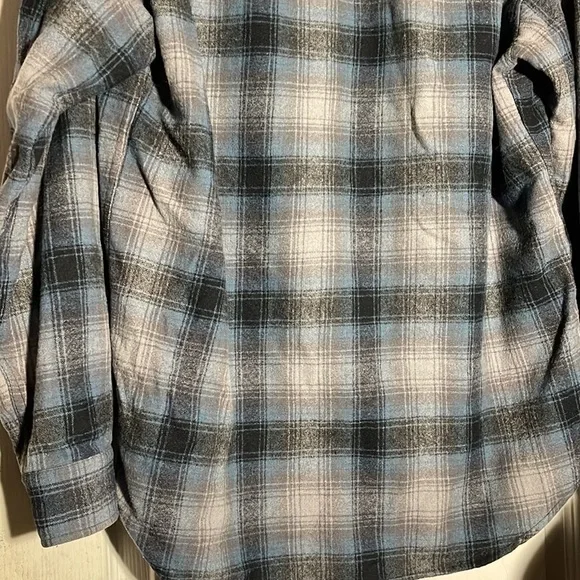 Pendleton Men’s Plaid 100% Wool Long Sleeve Outdoor Shirt Size Medium - Picture 7 of 8